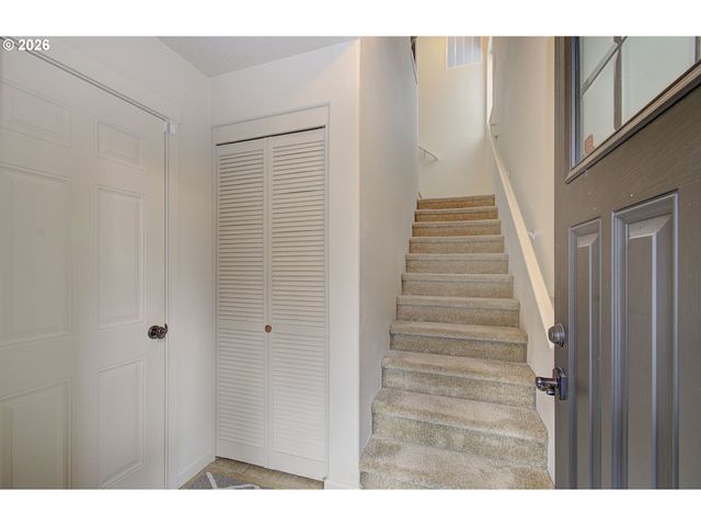 10521 Ne CEDAR FALLS Loop, Hillsboro, OR 97006