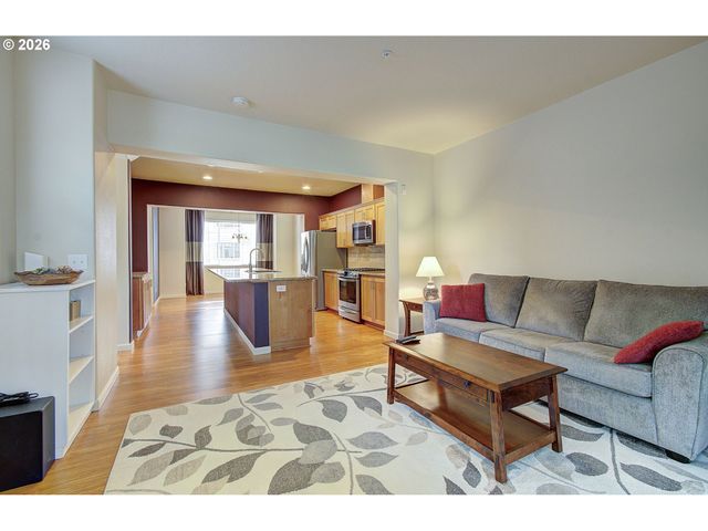 10521 Ne CEDAR FALLS Loop, Hillsboro, OR 97006