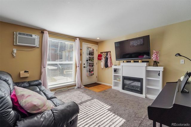 5809 S Pearl Street, Centennial, CO 80121