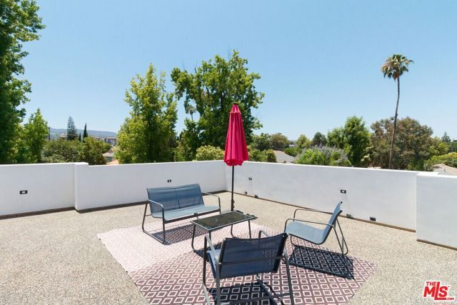 18015 Martha Street, Encino (los Angeles), CA 91316