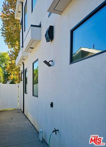 18015 Martha Street, Encino (los Angeles), CA 91316