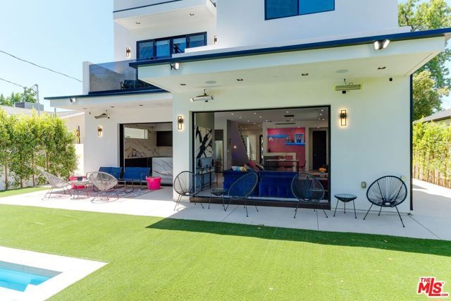 18015 Martha Street, Encino (los Angeles), CA 91316