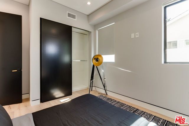 18015 Martha Street, Encino (los Angeles), CA 91316