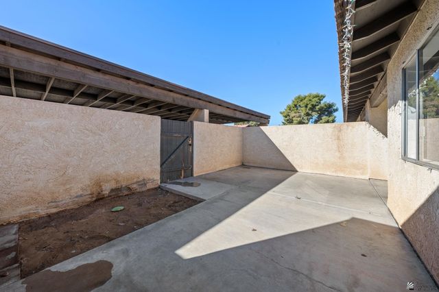 2045 S 14 Ave, Yuma, AZ 85364