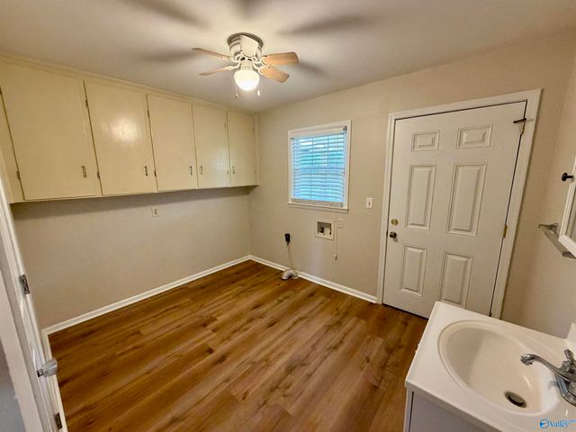 9450 US Highway 431, Owens Cross Roads, AL 35763