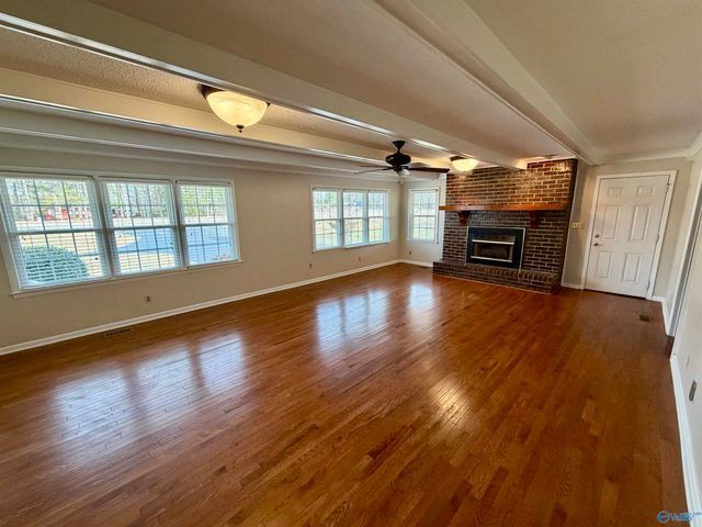 9450 US Highway 431, Owens Cross Roads, AL 35763