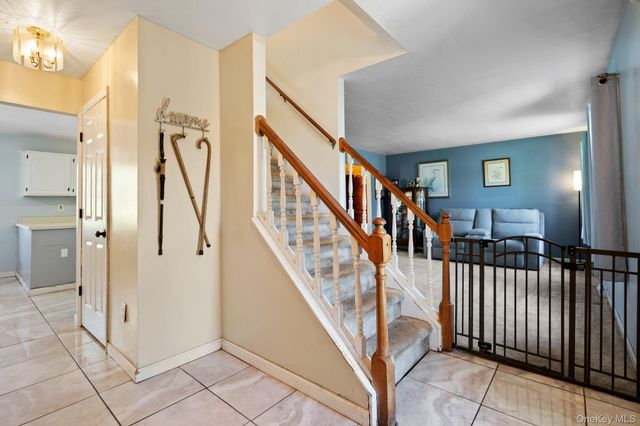4 Brook Court, Walden, NY 12586