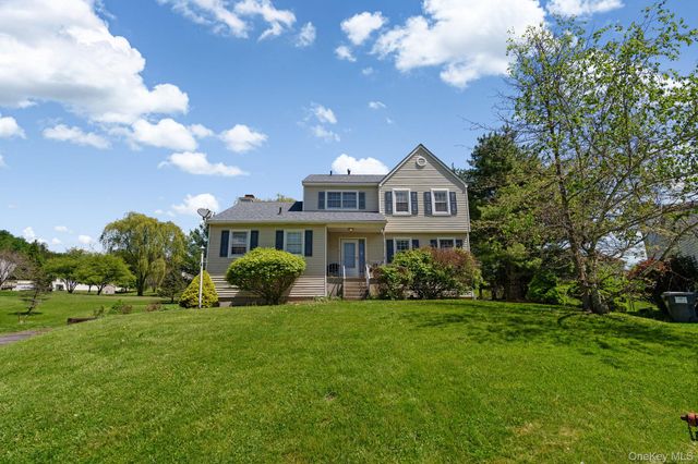 4 Brook Court, Walden, NY 12586