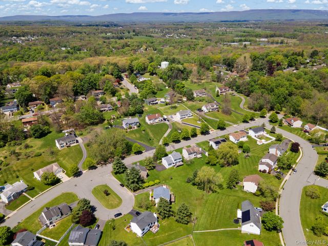 4 Brook Court, Walden, NY 12586