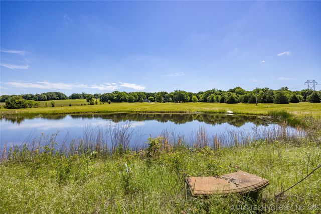 3127 Pleasant Hill Road, Caddo, OK 74729