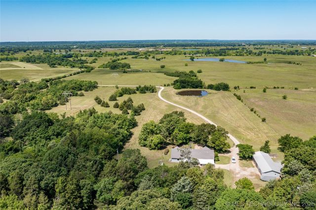 3127 Pleasant Hill Road, Caddo, OK 74729
