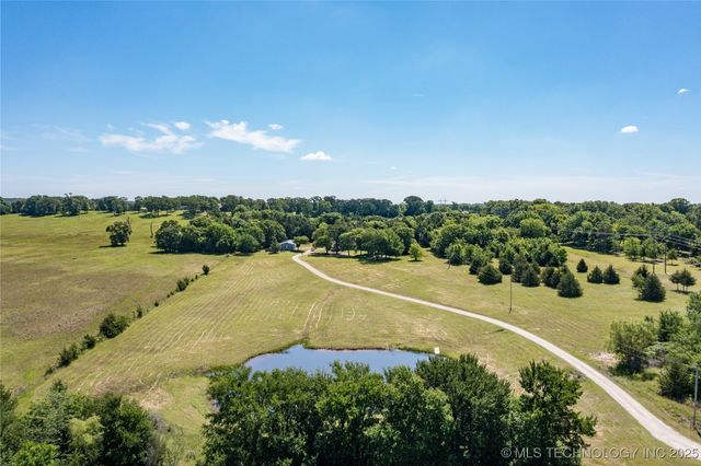 3127 Pleasant Hill Road, Caddo, OK 74729