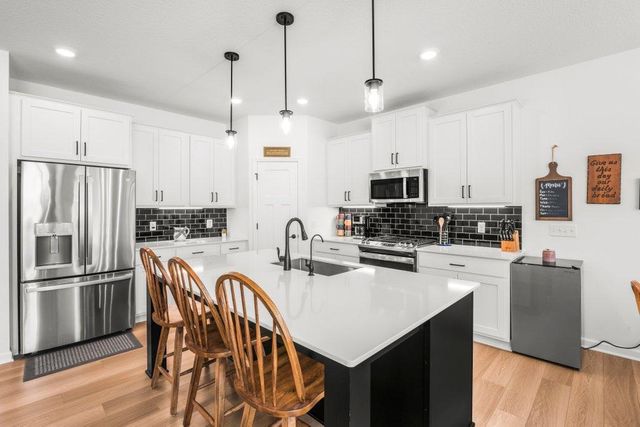 14977 144th Avenue N, Dayton, MN 55327