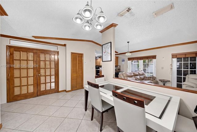 955 NW 128th Court, Miami, FL 33182