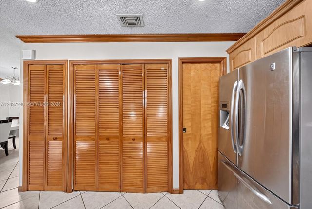 955 NW 128th Court, Miami, FL 33182