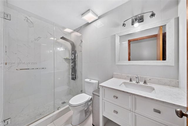 955 NW 128th Court, Miami, FL 33182