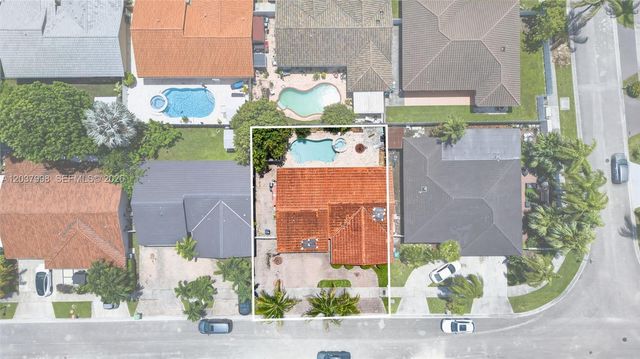 955 NW 128th Court, Miami, FL 33182