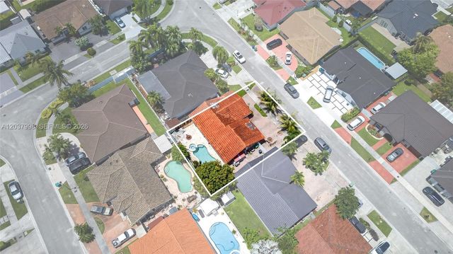 955 NW 128th Court, Miami, FL 33182