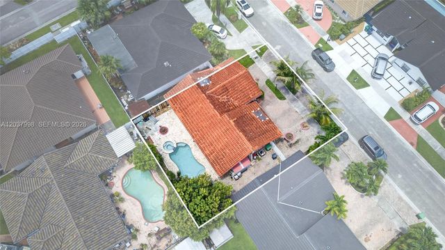 955 NW 128th Court, Miami, FL 33182