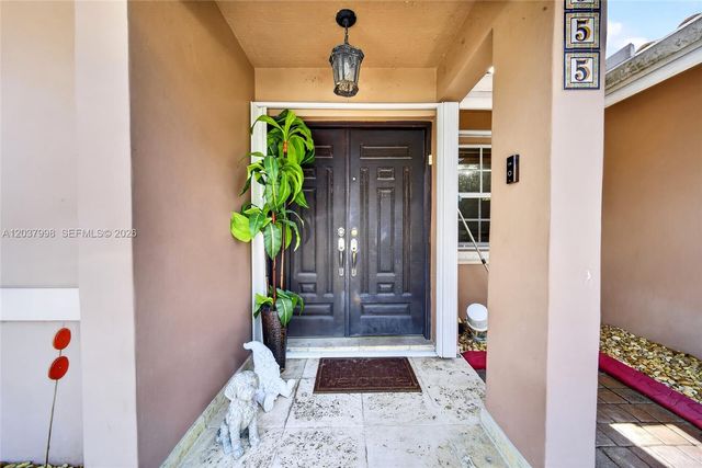 955 NW 128th Court, Miami, FL 33182