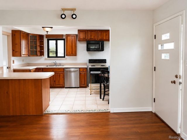 2026 N Parent Street, Westland, MI 48185