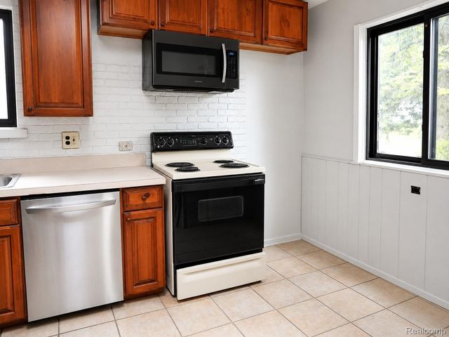 2026 N Parent Street, Westland, MI 48185