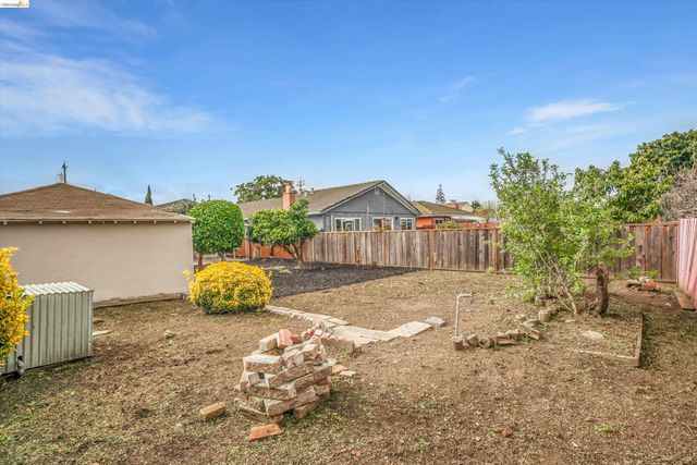 824 Maud Ave, San Leandro, CA 94577