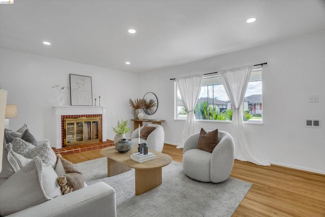 824 Maud Ave, San Leandro, CA 94577