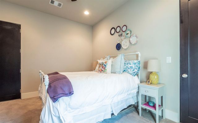 7804 Lazy River CV, Austin, TX 78730