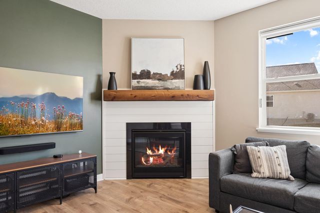 16094 Fairoaks Avenue N, Hugo, MN 55038