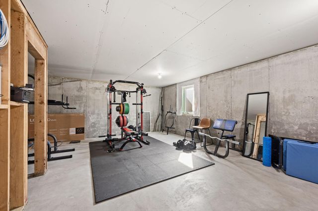 16094 Fairoaks Avenue N, Hugo, MN 55038