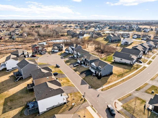 16094 Fairoaks Avenue N, Hugo, MN 55038