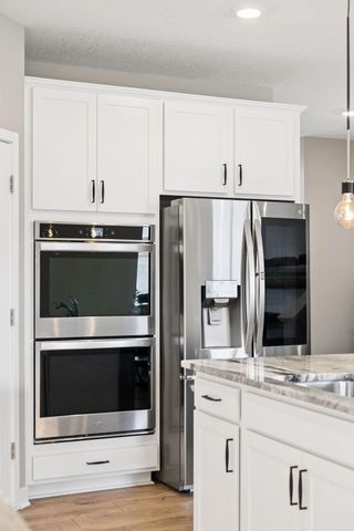 16094 Fairoaks Avenue N, Hugo, MN 55038