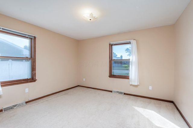 558 Damon Drive, Washington Court House, OH 43160