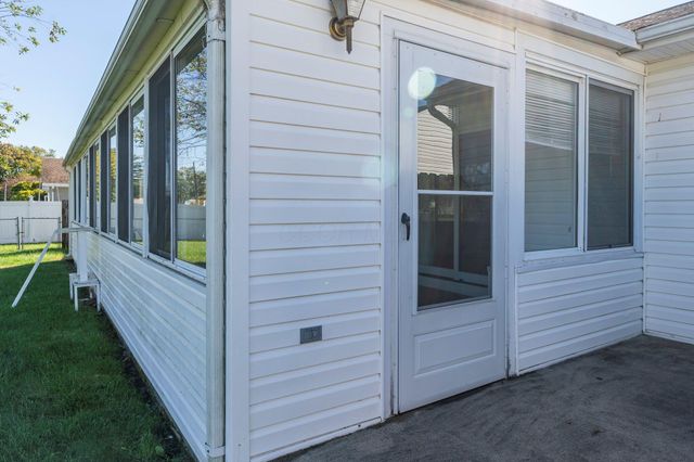 558 Damon Drive, Washington Court House, OH 43160