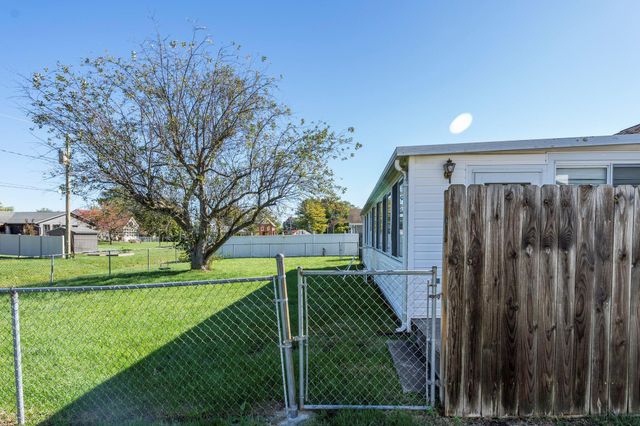 558 Damon Drive, Washington Court House, OH 43160