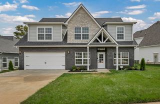 1135 Mourning Cloak Dr, Clarksville, TN 37043