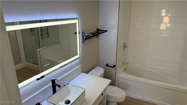 30 Strada Di Villaggio 323, Henderson, NV 89011