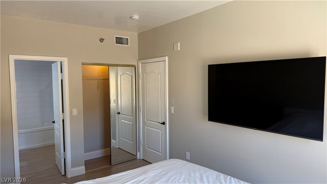 30 Strada Di Villaggio 323, Henderson, NV 89011