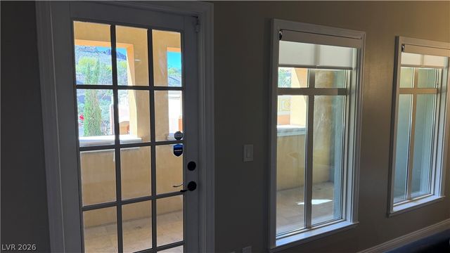 30 Strada Di Villaggio 323, Henderson, NV 89011