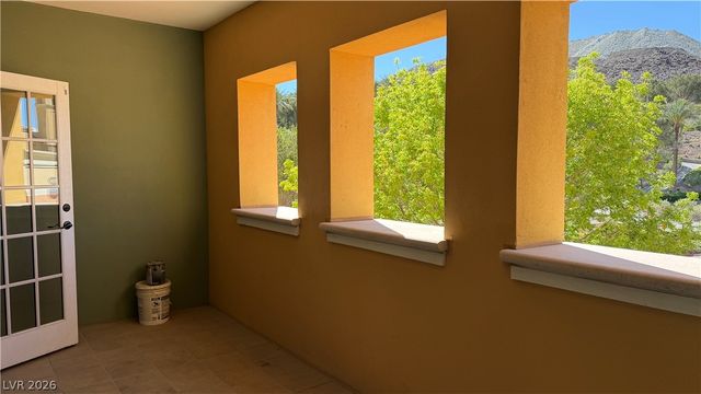 30 Strada Di Villaggio 323, Henderson, NV 89011