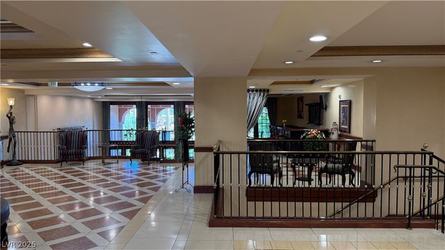 30 Strada Di Villaggio 323, Henderson, NV 89011