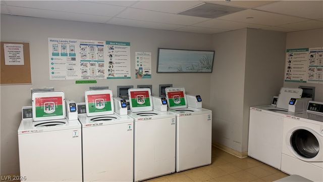 30 Strada Di Villaggio 323, Henderson, NV 89011