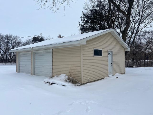 29684 650th Avenue, Litchfield, MN 55355