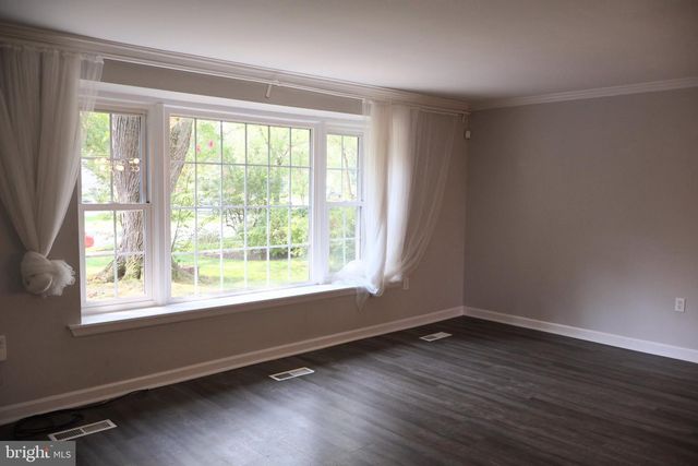 5218 CAROLINE CIR, Waldorf, MD 20601