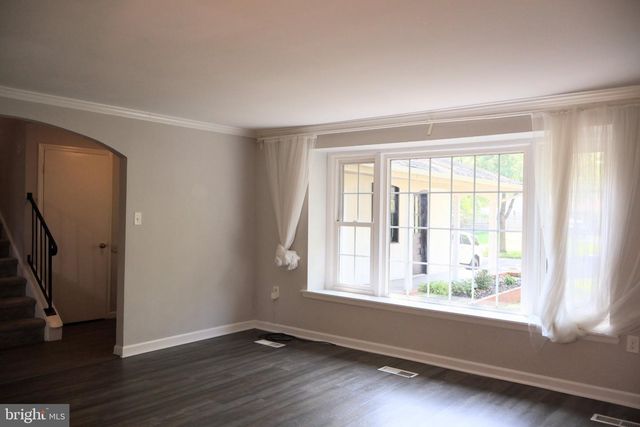 5218 CAROLINE CIR, Waldorf, MD 20601