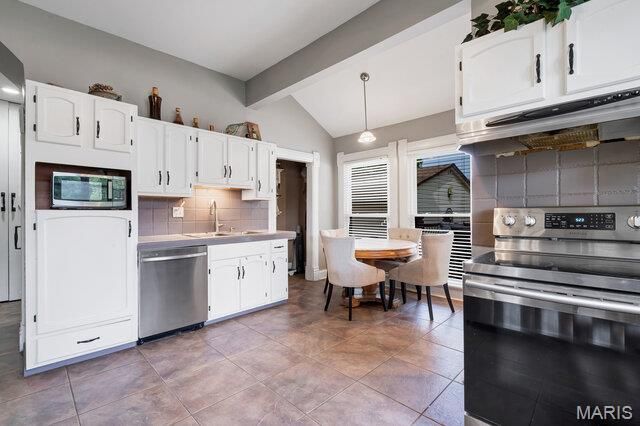 602 S State Highway 47, Warrenton, MO 63383