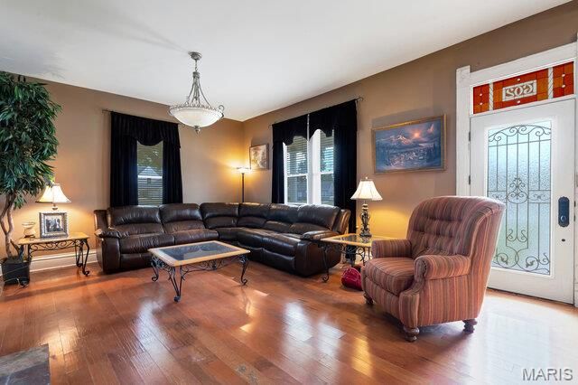 602 S State Highway 47, Warrenton, MO 63383