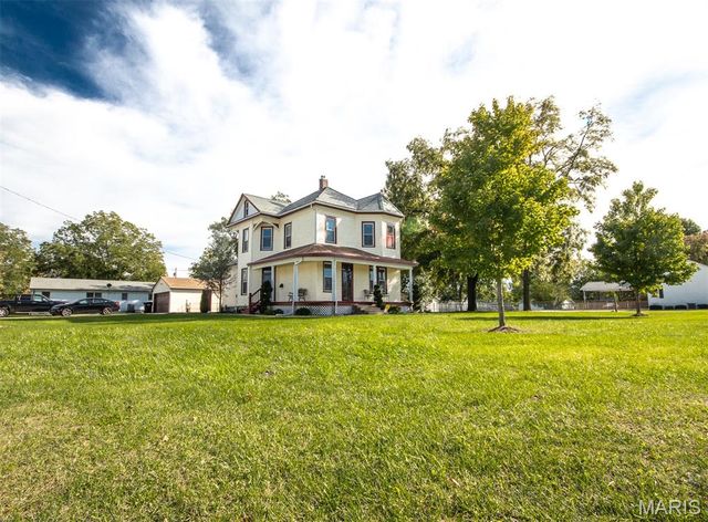 602 S State Highway 47, Warrenton, MO 63383