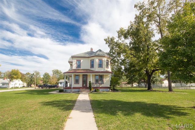 602 S State Highway 47, Warrenton, MO 63383